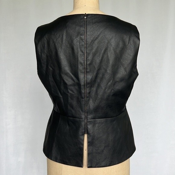 BCBGMaxAzria Black Faux Leather Top Sleeveless Tank Peplum Waist Size Large - Picture 3 of 9